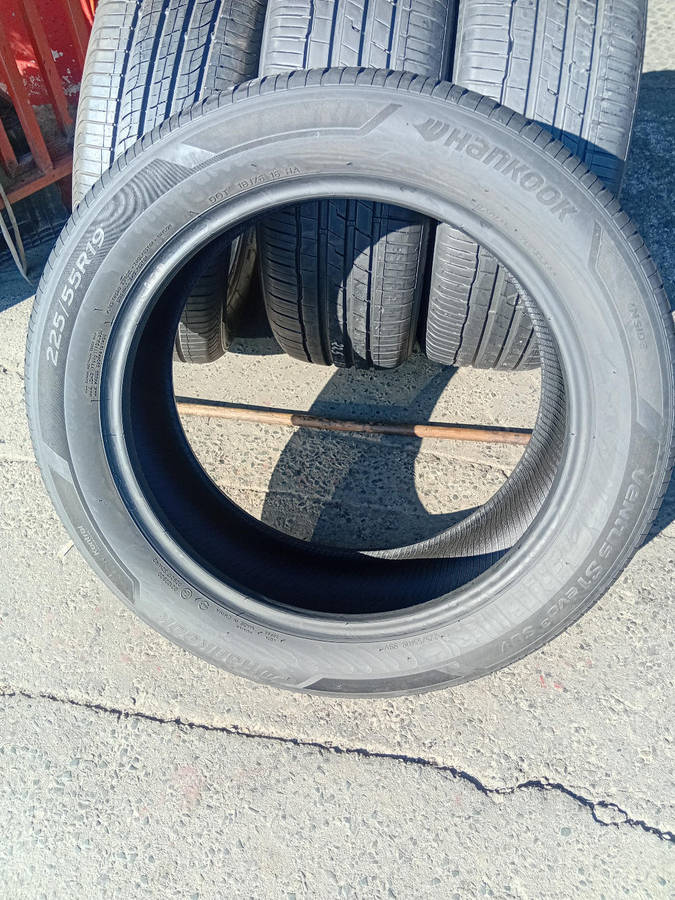 225/55/19 Hankook fairly used tyres