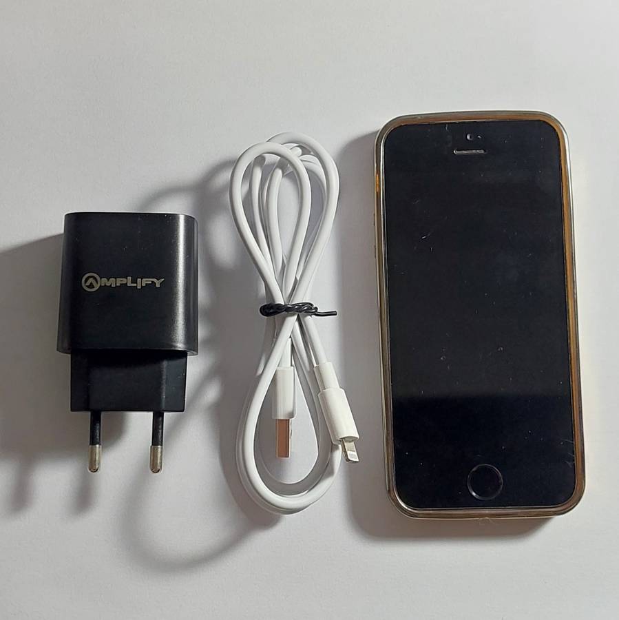 32GB Black IPhone 5S