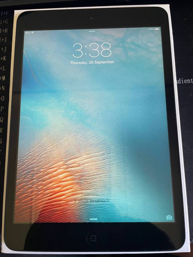 Apple iPad Mini WiFi 16GB Black and in Mint Condition - Boxed