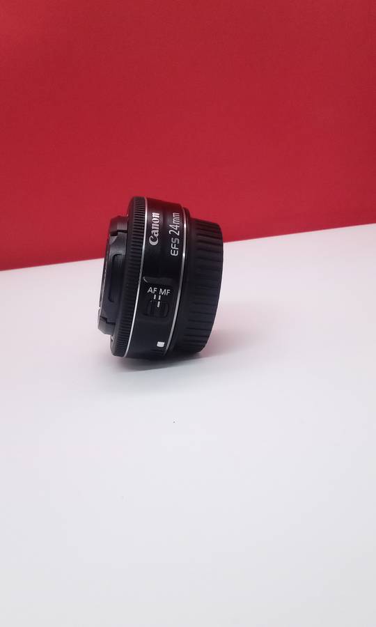Canon EF 24 mmf2.8 Stm prime lens