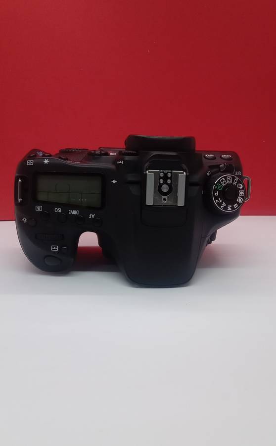 Canon 80D + 18-135mm Zoom lens