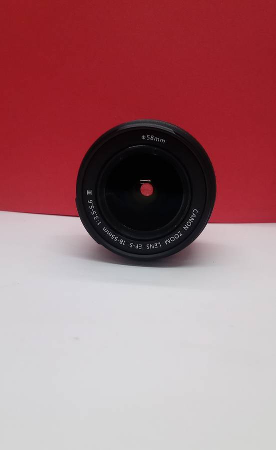 Canon EF 18-55mm standard lens
