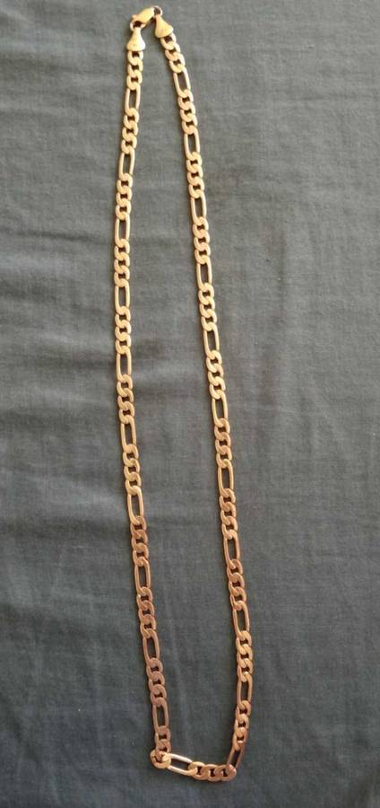 Old gold Figaro chain
