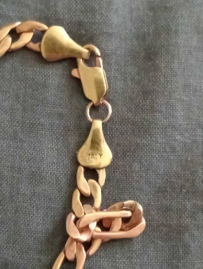 Old gold Figaro chain