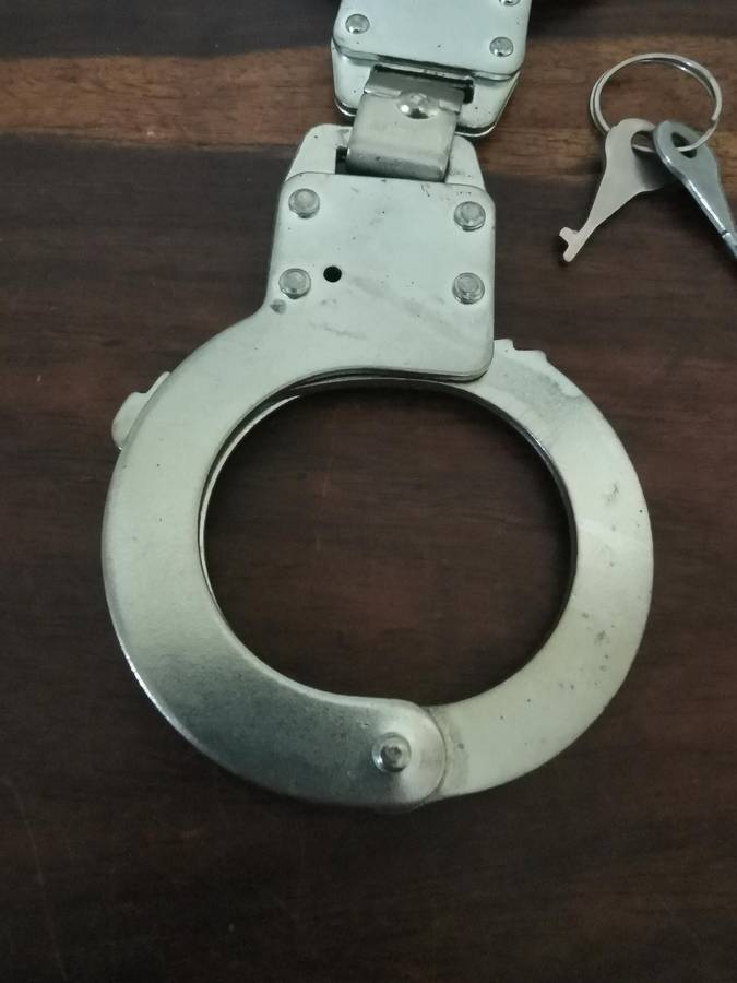 Heavy Duty Handcuffs