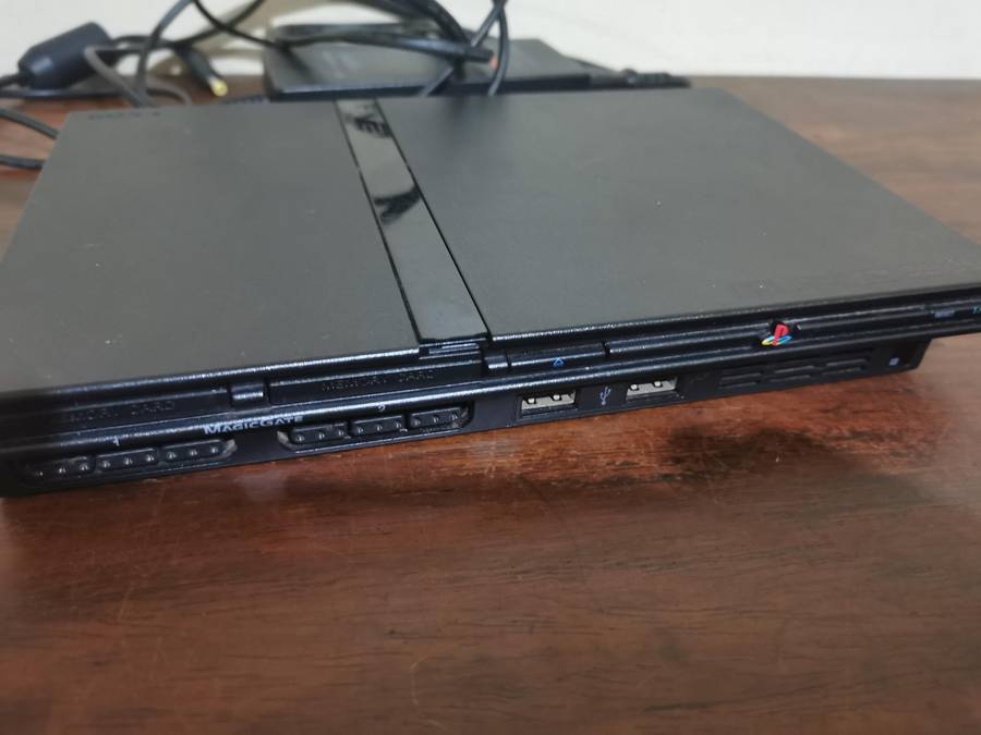 PlayStation 2 Console Complete with Memory Card and Remote