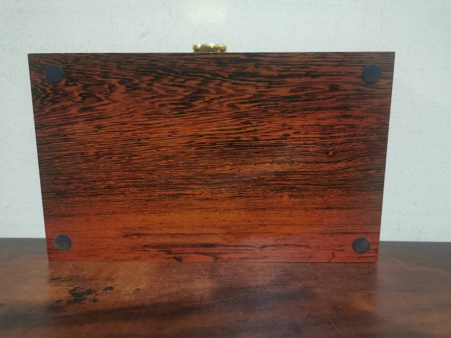 Lovely Domino Set in Wooden Case