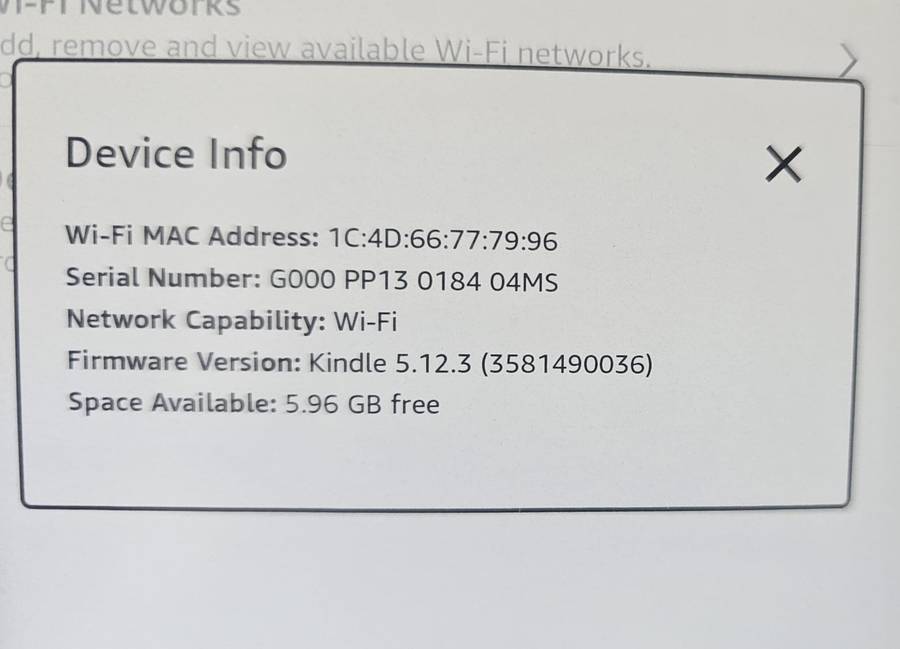 Amazon Kindle Paperwhite 10th GEN - 8GB - Wi-Fi - 6 Inch - with case