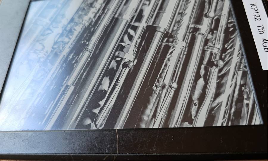 Amazon Kindle Paperwhite - 7th Generation - 4GB - Wi-Fi - 6 Inch