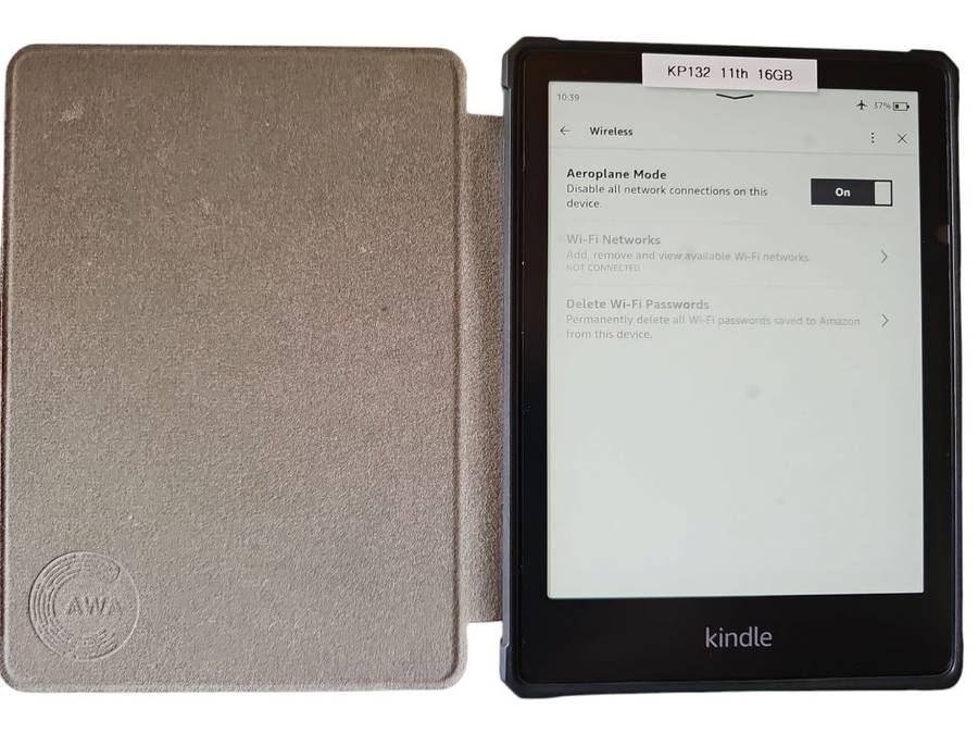Amazon Kindle Paperwhite - 11th Generation - 16GB - Wi-Fi - 6.5 Inch with Case (Waterproof)