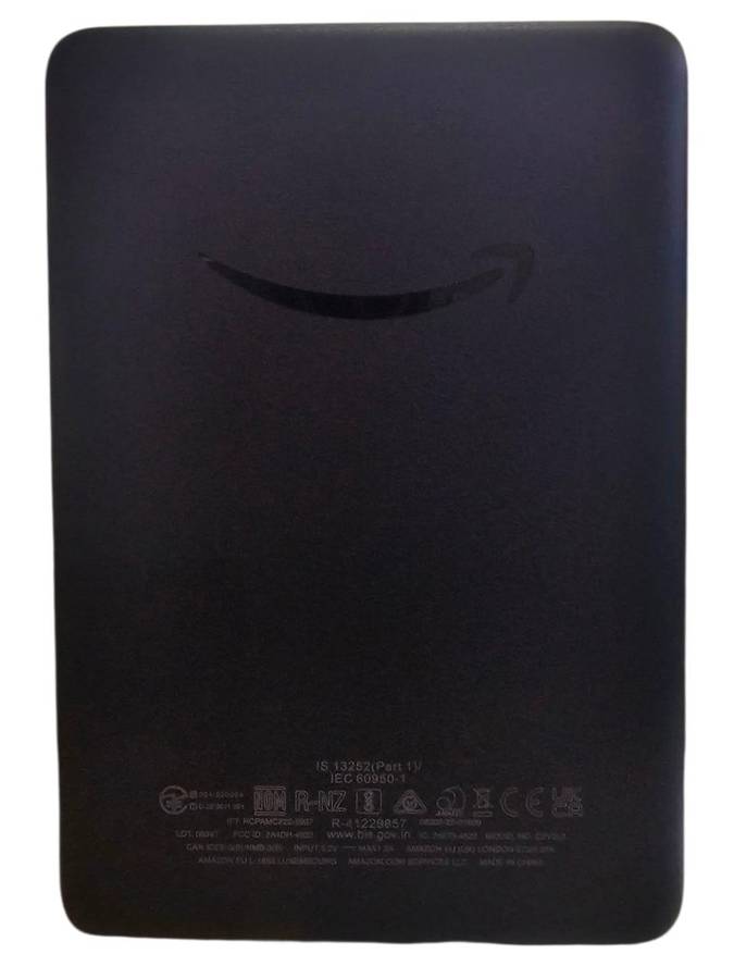 Amazon Kindle Paperwhite - 11th Generation - 16GB - Wi-Fi & Bluetooth - 6 Inch with Case