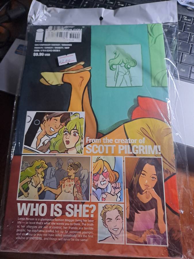Snotgirl Vol.1 Green Hair Don't Care [ISBN 9781534300361] (Image)