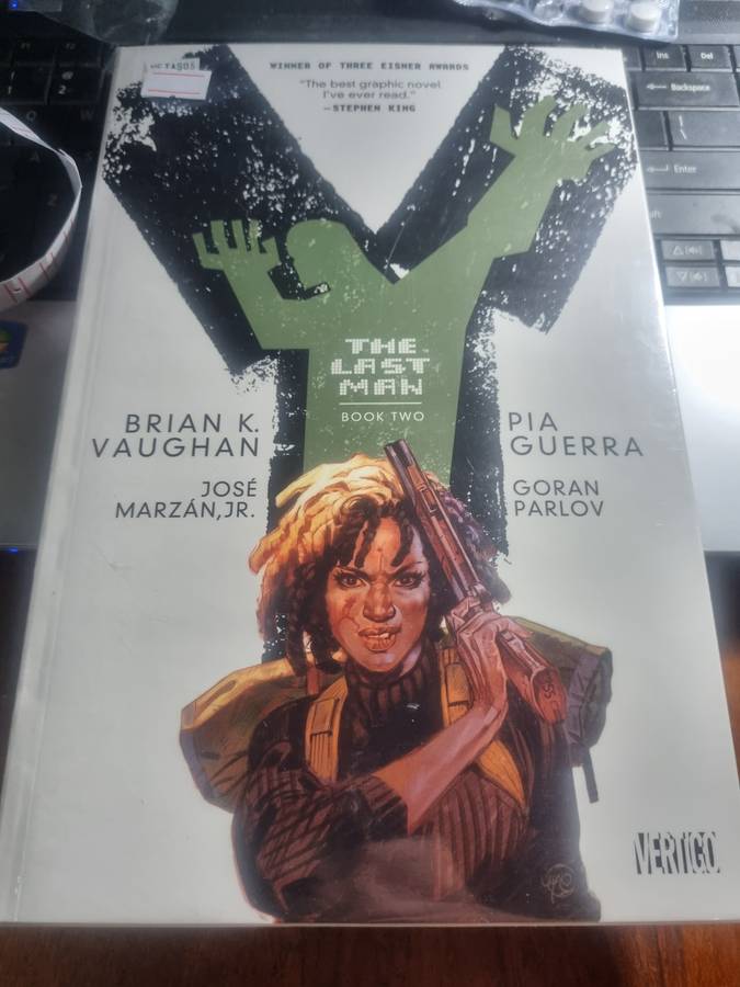 Y The Last man complete collection book 1 to book 5 (DC Vertigo)