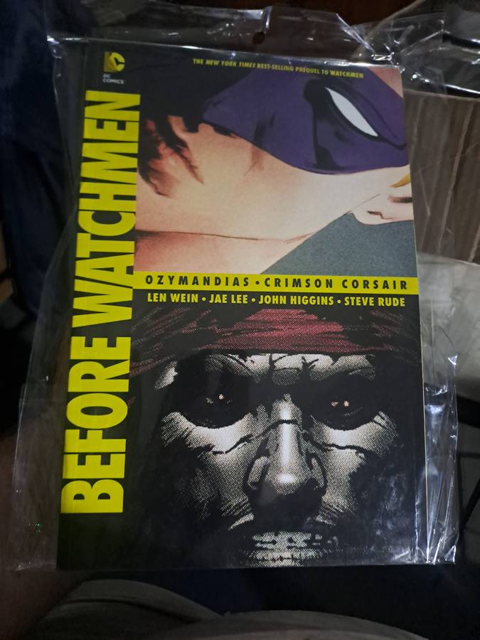 Before Watchmen [ISBN 9781401245153] (DC)