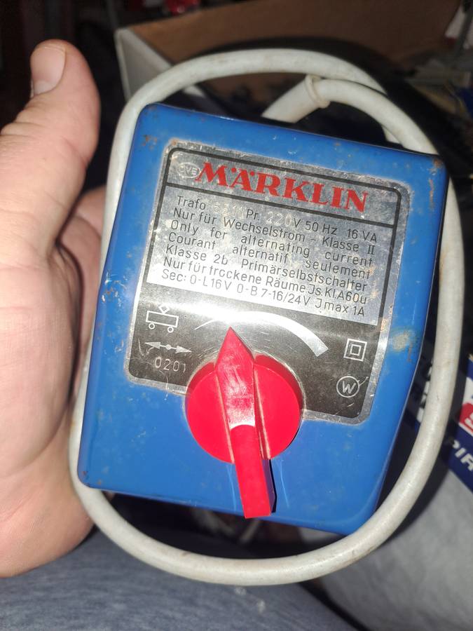 Marklin "m" HO metal 3rd train tracks not tested