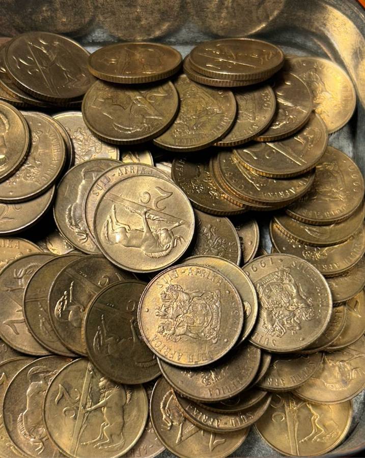 150 x UNC 2 cents COINS MIX DATES ONE BID TAKES ALL