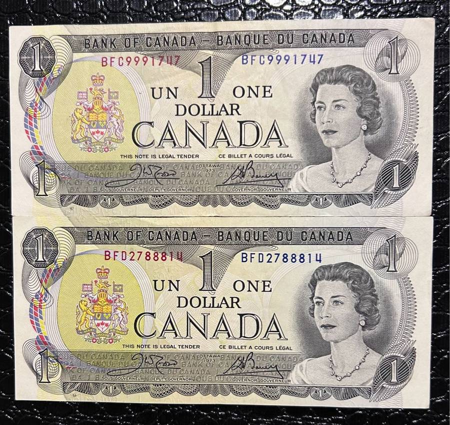 TWO CANADA ONE DOLLAR NOTES IN A/U CONDITION