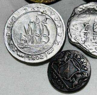 VAN RIEBEECK REPLICE COLLECTABLE TOKENS INCLUDE ALL THE SCARES COLLECTOR PIECES (BID PER TOKEN)