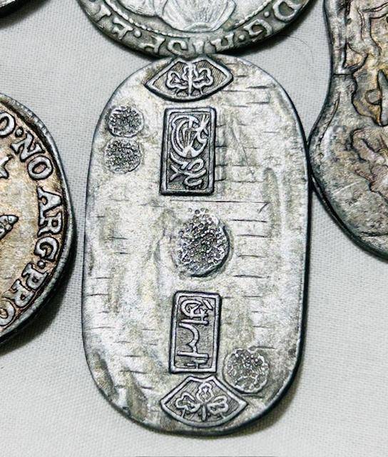 5 x BP Tokens some Scares AS ONE LOT realist non payment