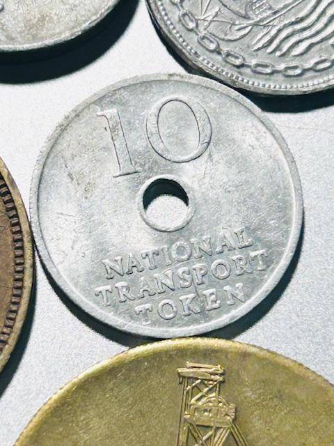 EXCEPTIONAL MIXED TOKEN LOT WITH HIGHLY COLLECTABLE TOKENS (9) TOKENS