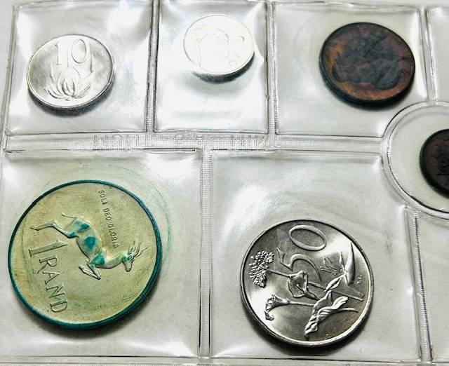 1970 (R1-1/2c) SILVER ONE RAND (R1) MINT PACK SOUTH AFRICA UNCIRCULATED AS FROM MINT