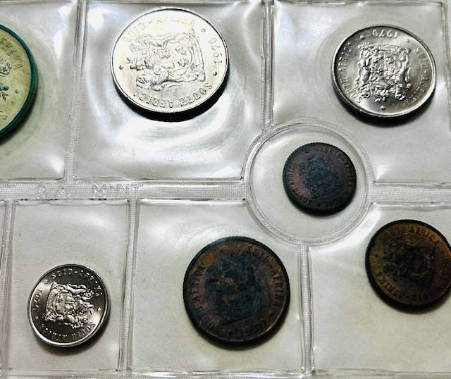 1970 (R1-1/2c) SILVER ONE RAND (R1) MINT PACK SOUTH AFRICA UNCIRCULATED AS FROM MINT