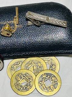 HIGH VALUE MIX LOT CONTAINING SILVER AND SMART WATCH (SEE DESCRIPTION) 
