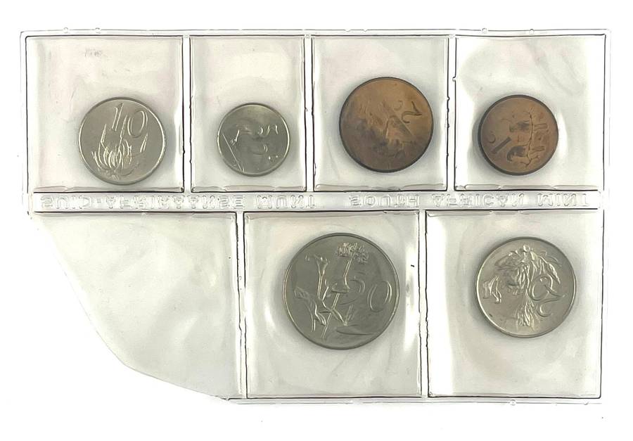 1967 partial unc mint pack set (No R1)