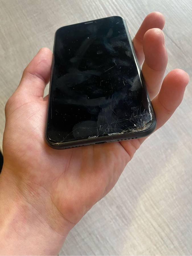 IPHONE XR BLACK 64GB