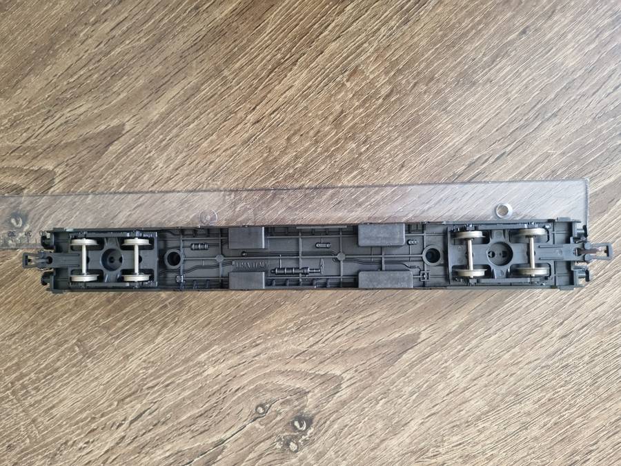 Rare LIMA CINEMA COACH- H0 Scale