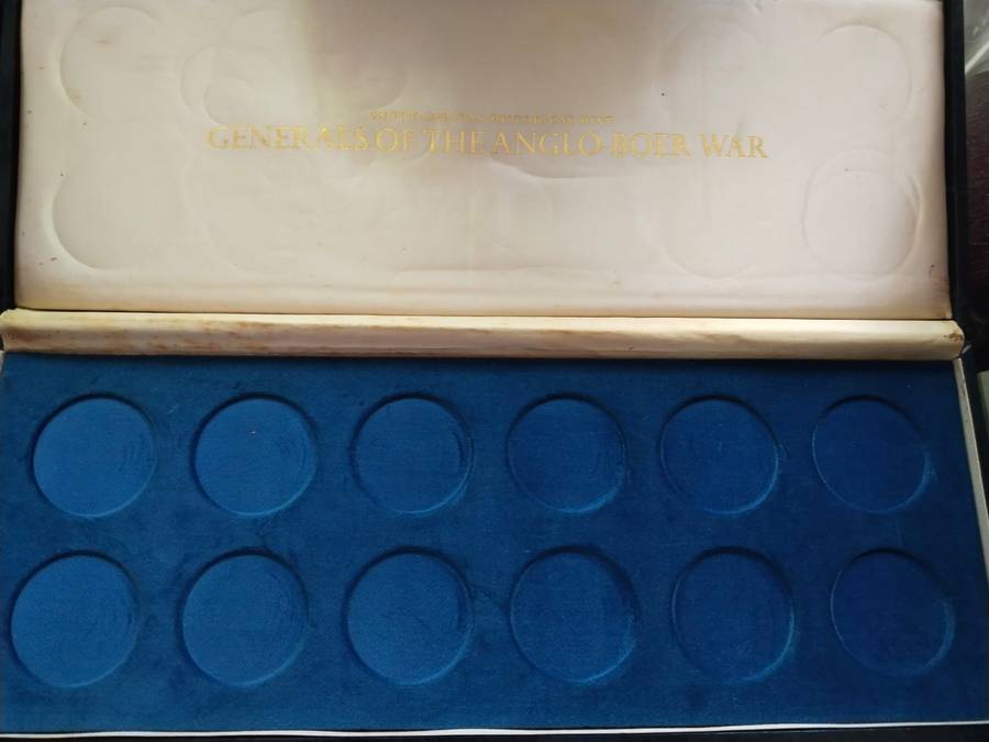 Collectors coin capsule case