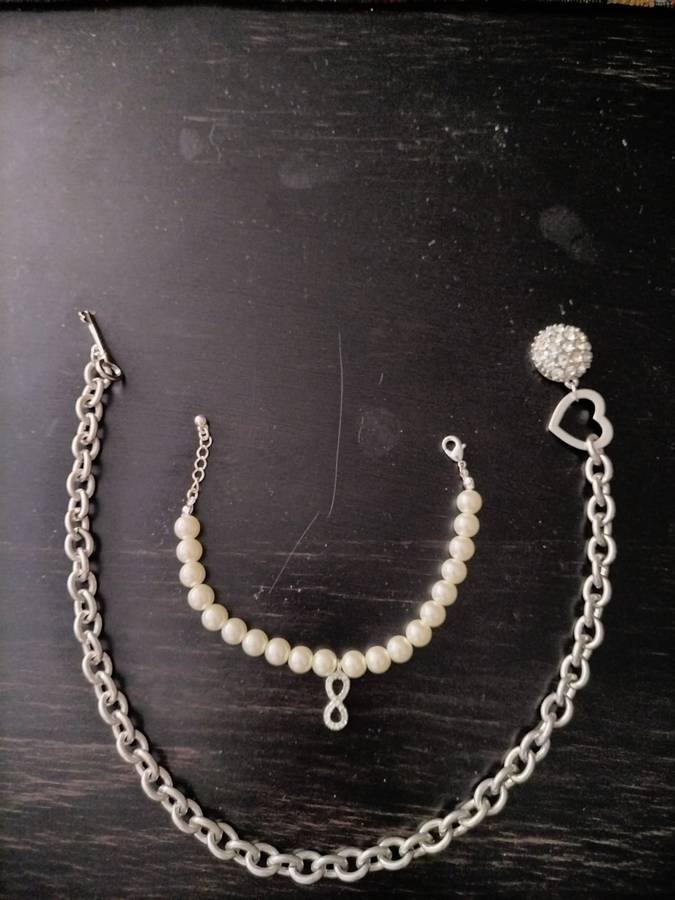 Guess Choker and Bracelet