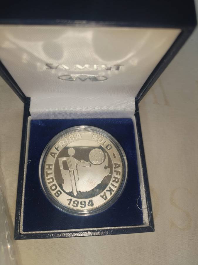 Collectors SA Mint Proof R2 1994 World Cup Coin