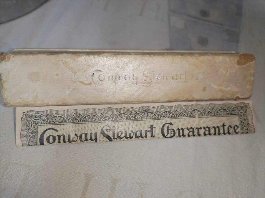 Valuable collectors Conway Stewart Fountain Pen