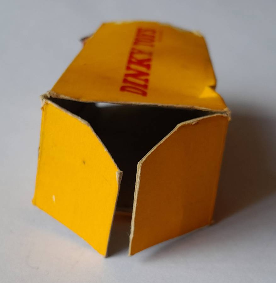 Dinky Toys 182 Porsche 356A Coupe In Original Box.