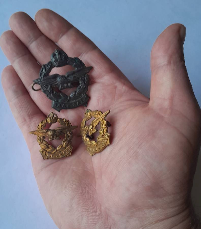 WW2 SA Airforce Badge Set.  Cap and Collars (Facing).