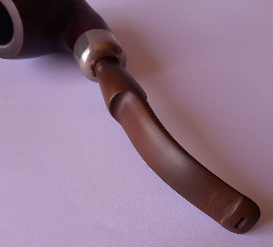 Vintage Savinelli Italy 1616 Dry System Estate Pipe.