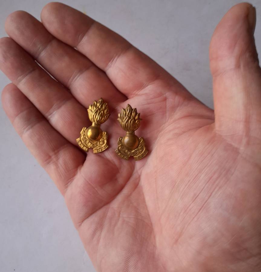 Early Pair SA Army Engineers Corps Badges.  Pins Intact.