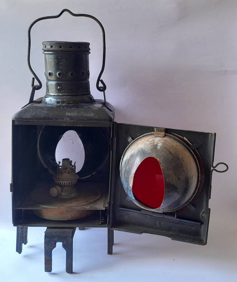 Rare Vintage Deutsche Bahn Railway Lamp. Original and Complete. 51cm.