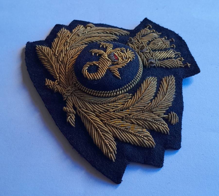 WW2 Commonwealth Shipping Company Officer's Bullion Cap Badge.