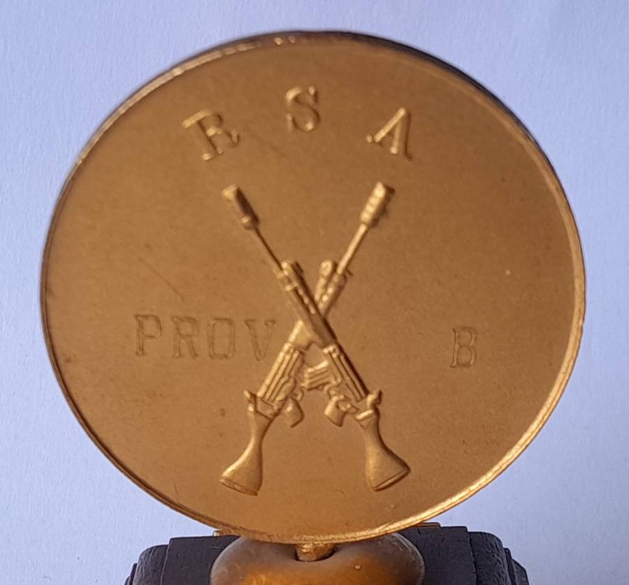 1990 O.F.S / O.V.S Service Shooting / Diens Skiet Medal Trophy.