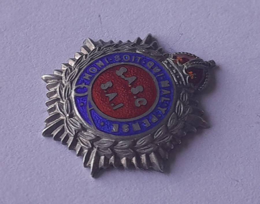 WW2 SA Service Corps SASC/ SAI Sweetheart Badge.  Enameled.  No Clasp.