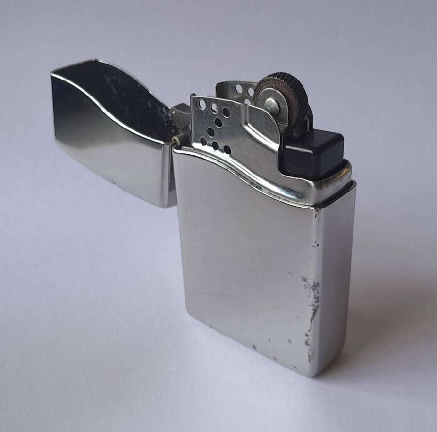 Rare Vintage Zippo Blu2 Polished Chrome Lighter.