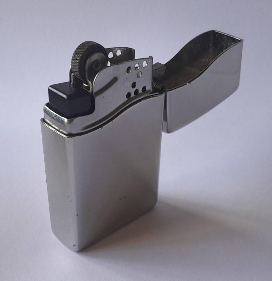 Rare Vintage Zippo Blu2 Polished Chrome Lighter.