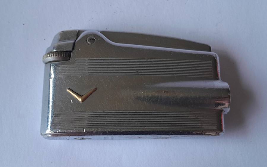 1950's Ronson Varaflame Butane Lighter.  Made In England.