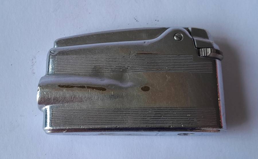 1950's Ronson Varaflame Butane Lighter.  Made In England.
