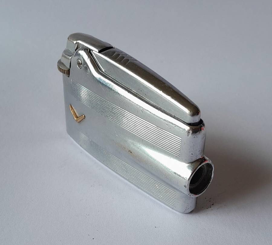 1950's Ronson Varaflame Butane Lighter.  Made In England.