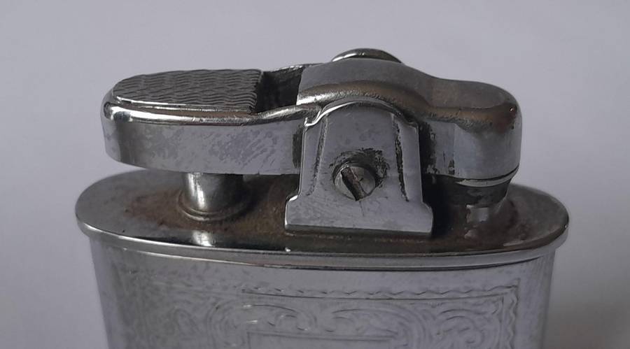 Rare 1950's/60's "Mosda 500" Automatic Petrol Lighter.  Made In England.