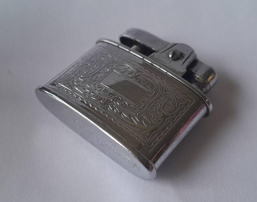 Rare 1950's/60's "Mosda 500" Automatic Petrol Lighter.  Made In England.