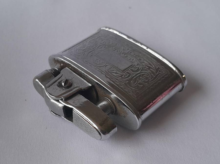Rare 1950's/60's "Mosda 500" Automatic Petrol Lighter.  Made In England.